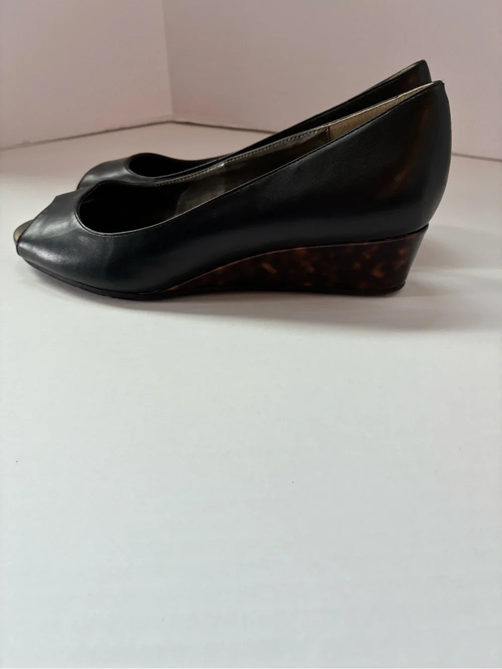 Women’s BANDOLINO Wedges 10